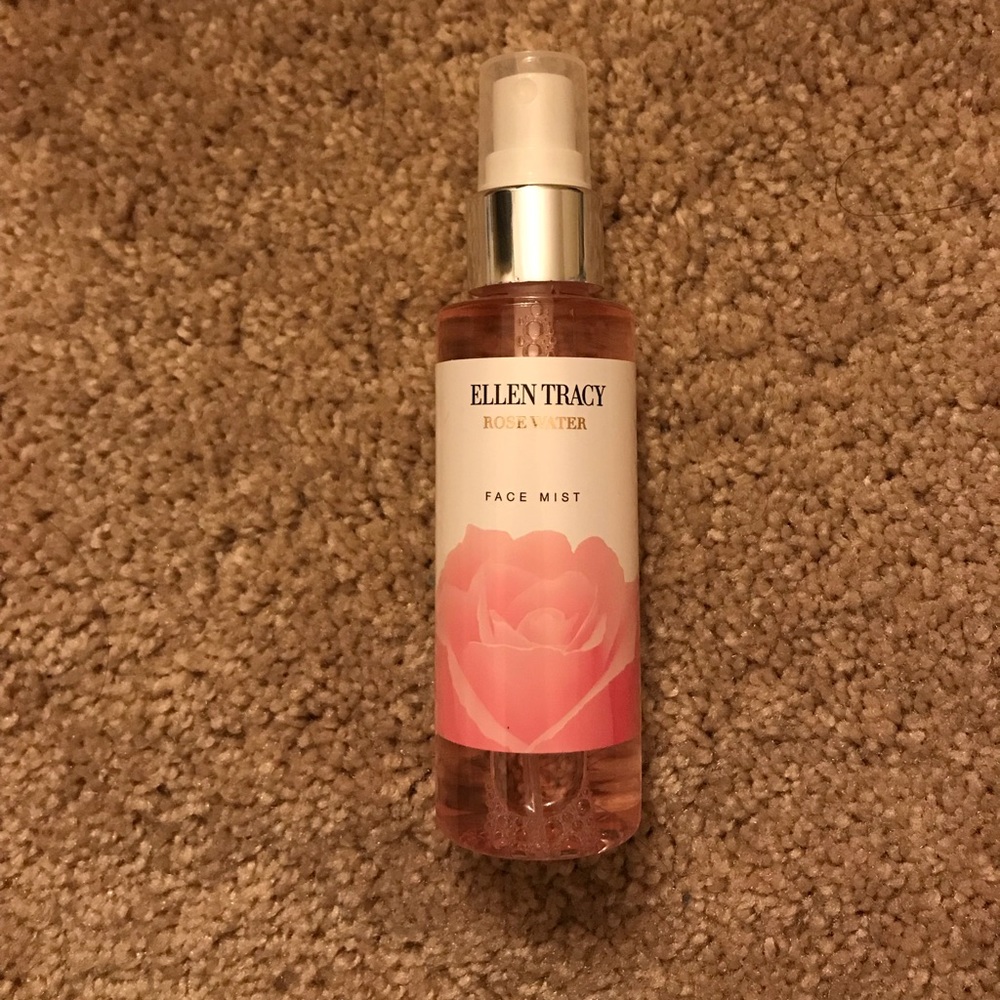 Ellen Tracy spray